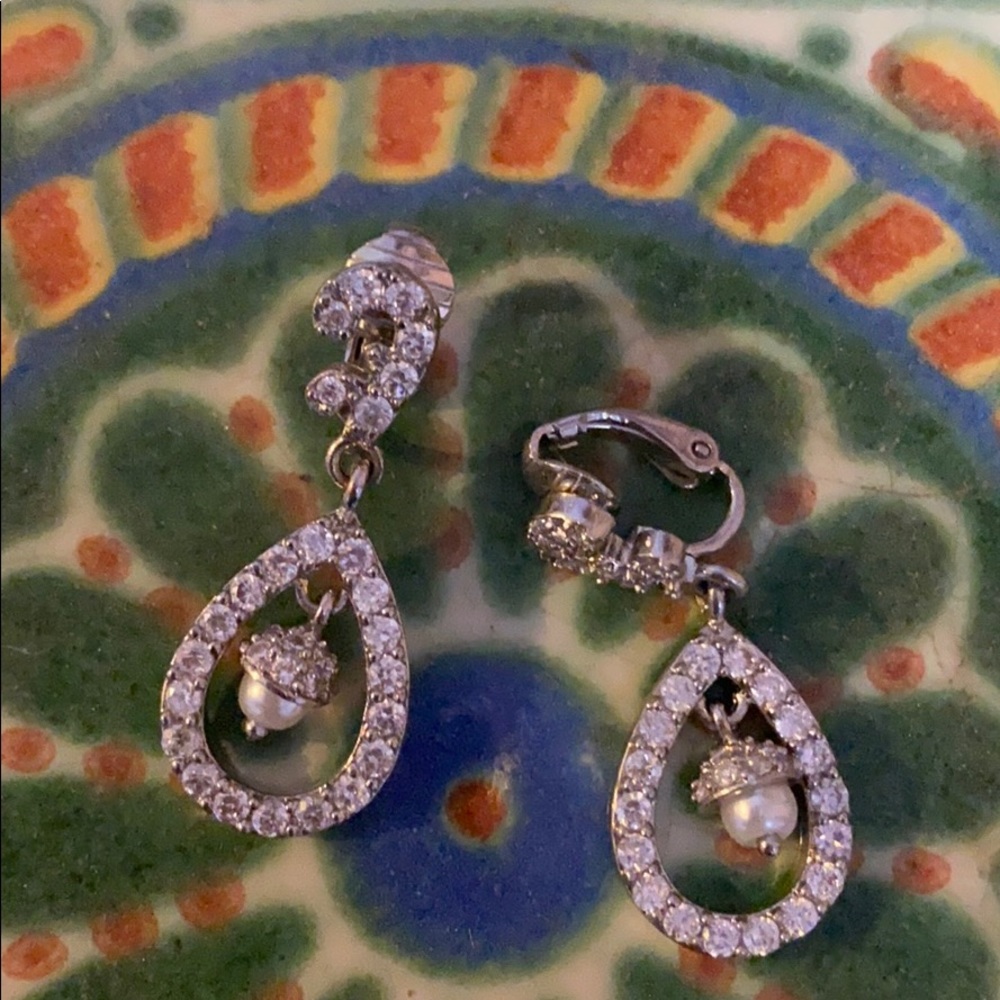 {vintage} Clip-on earrings